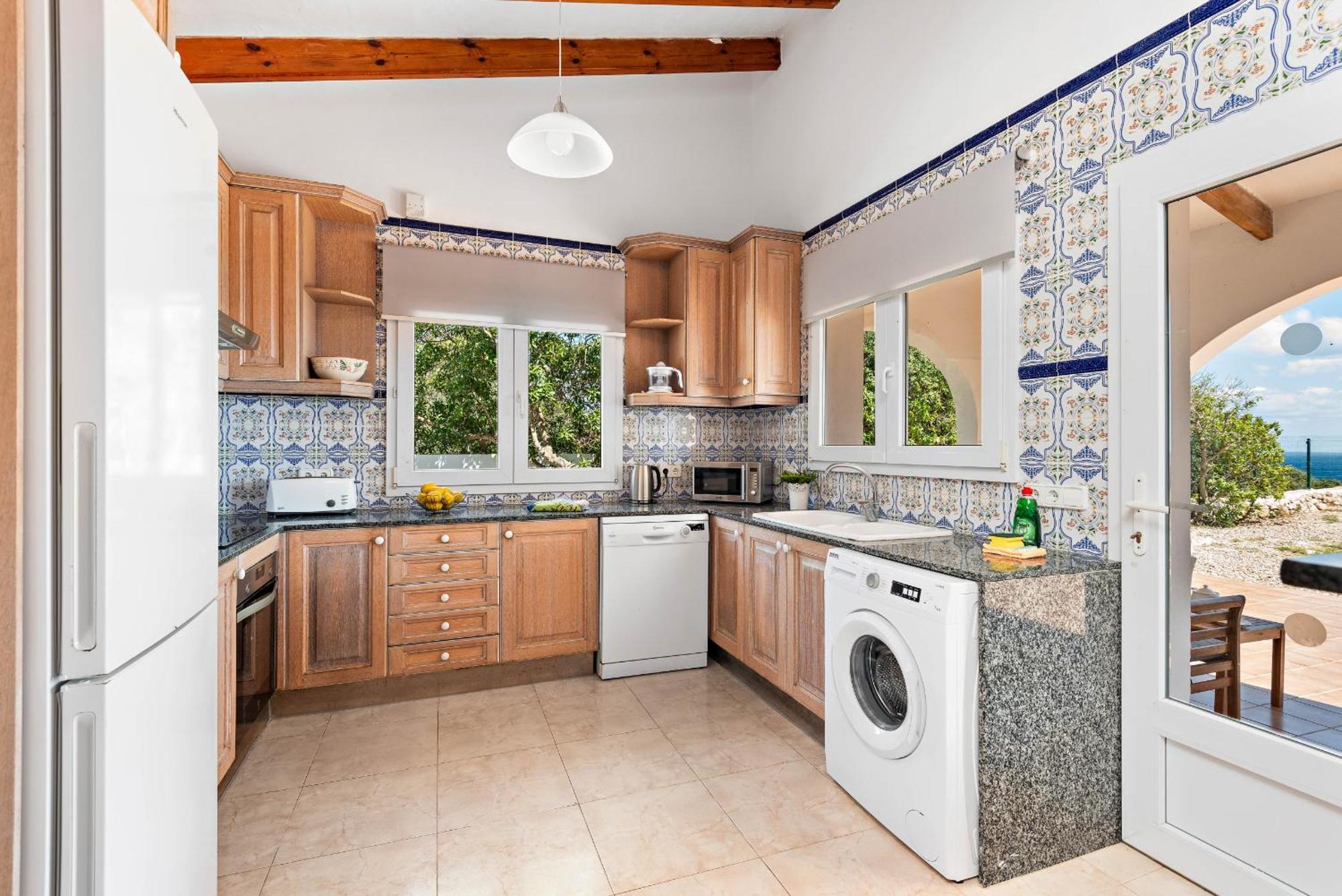 Villa Panorama Cala En Porter  Bilik gambar