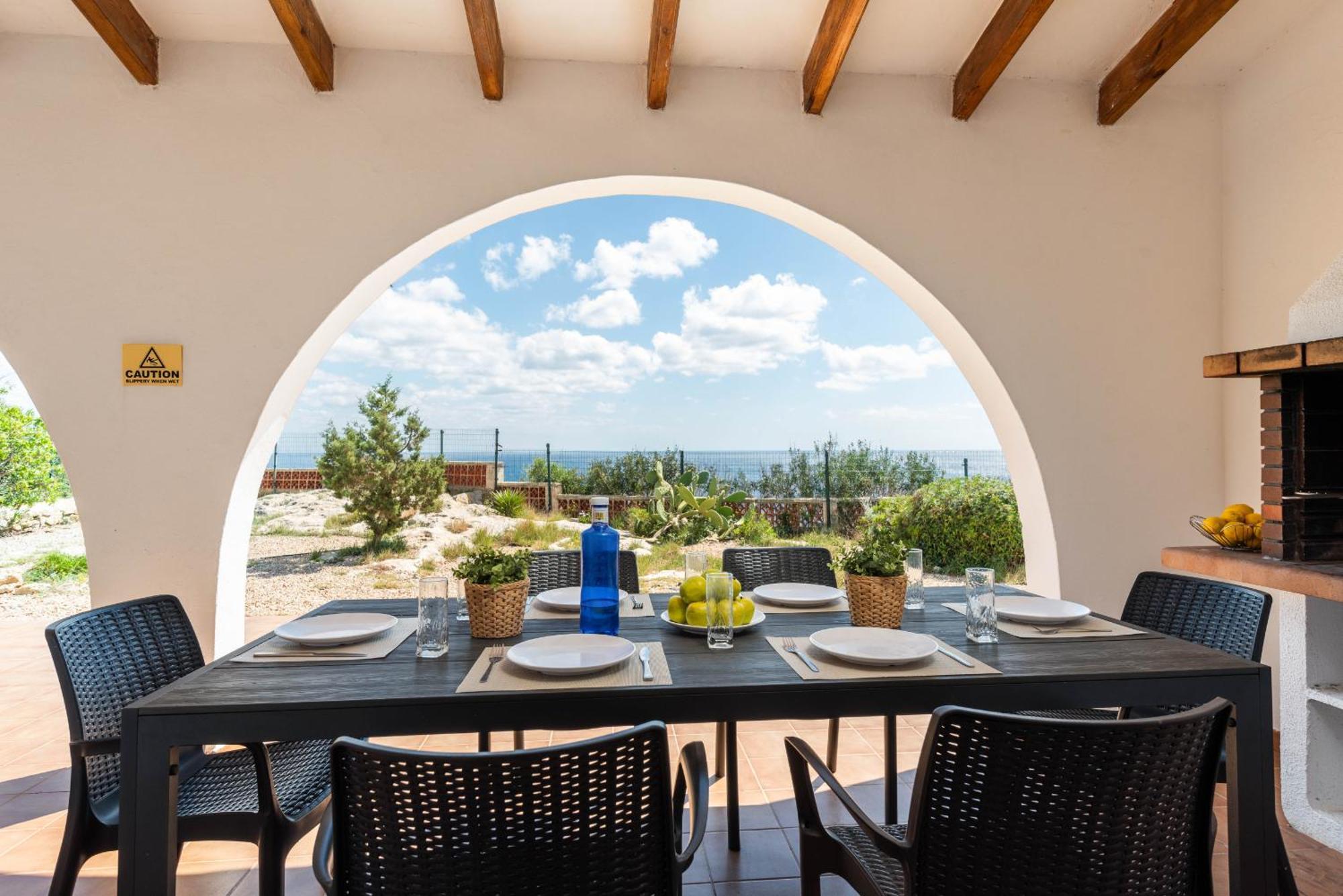 Villa Panorama Cala En Porter  Bilik gambar